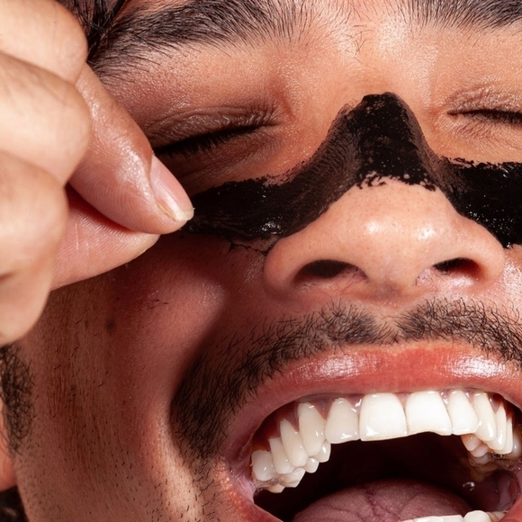 Blaq Charcoal Peel Off Face Mask 2.03 fl oz/60 ml - Picture 6 of 8